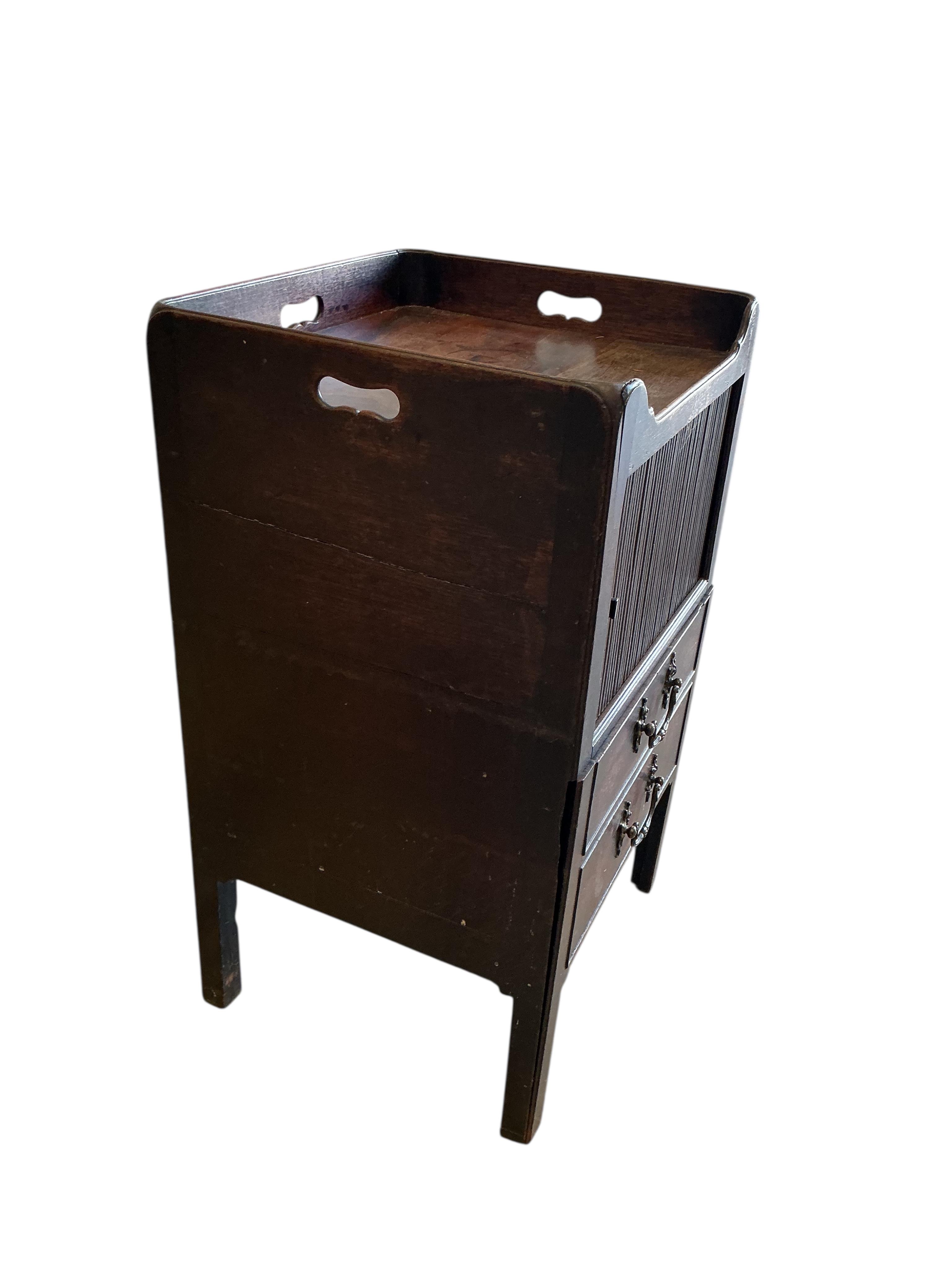 A George III mahogany tray top bedside cabinet, width 46cm, depth 41cm, height 76cm